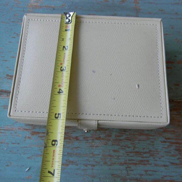 Wolf Designs for Pottery Barn BEIGE Travel Jewelry Box - Picture 2 of 10